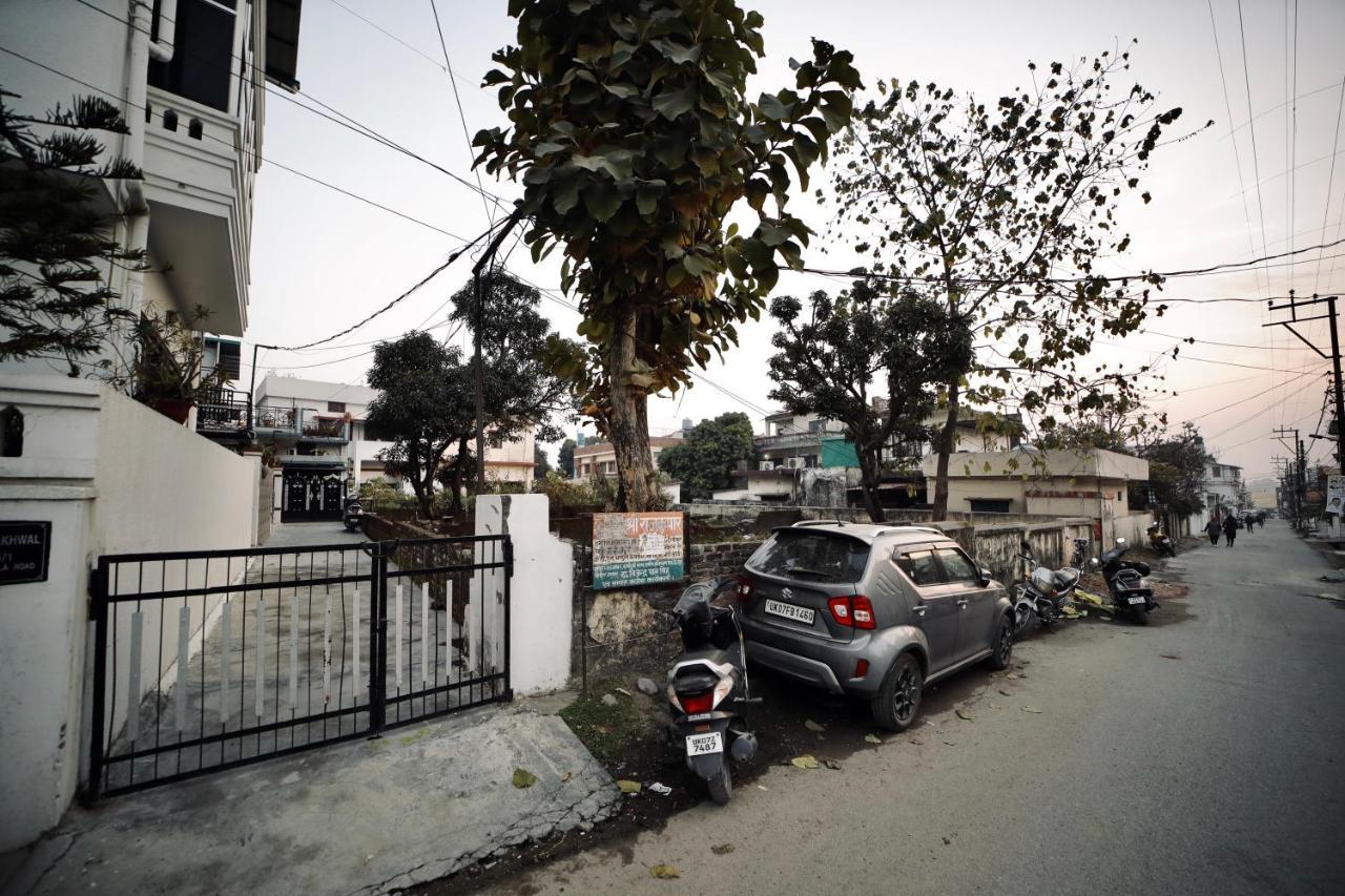 The Location, A Penthouse Hotel Dehradun Exterior photo